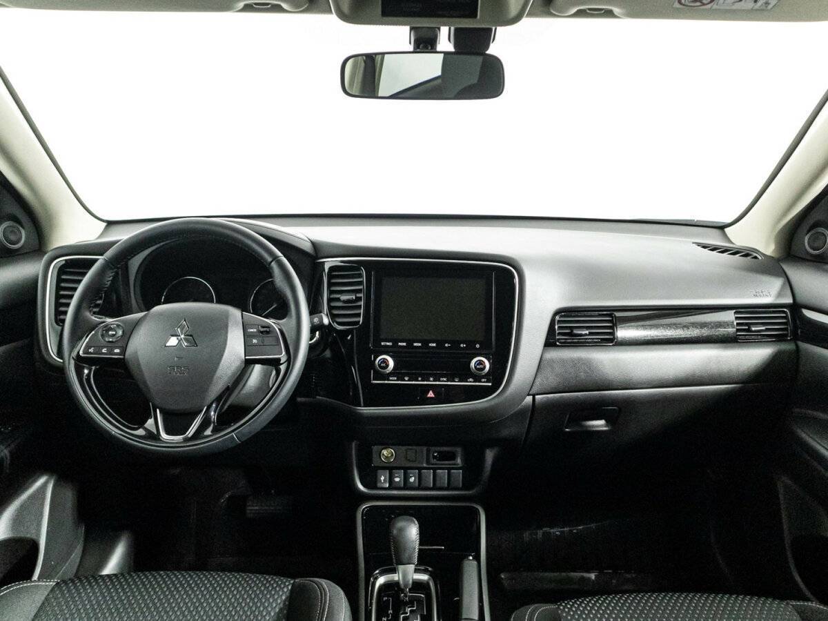 Купить Mitsubishi Outlander с пробегом. Фото: #12