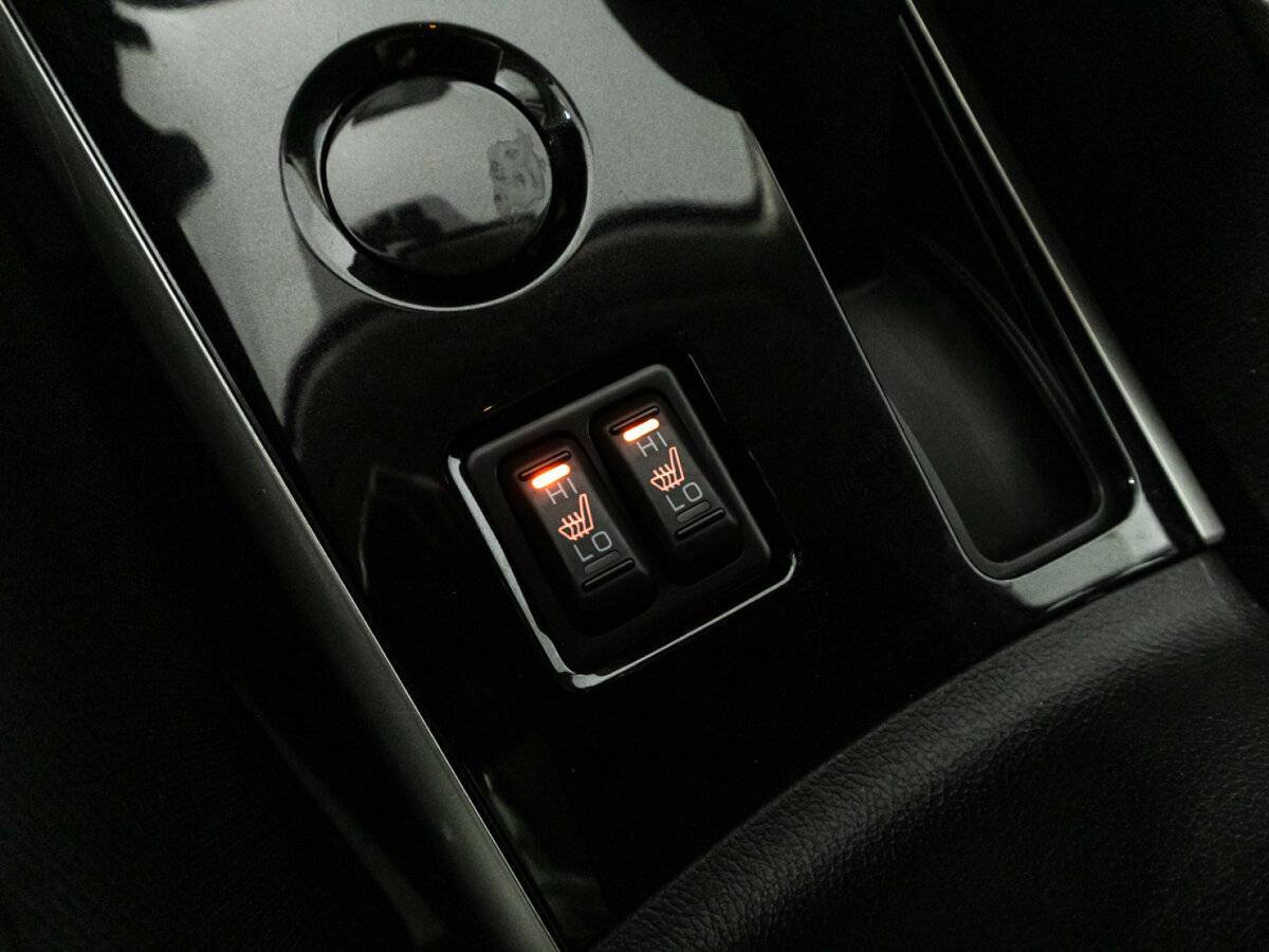 Купить Mitsubishi Outlander с пробегом. Фото: #16