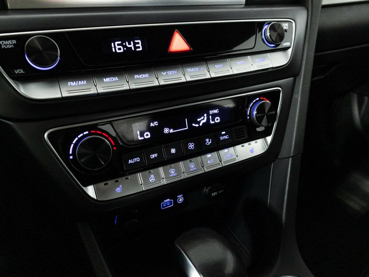 Купить Hyundai Sonata с пробегом. Фото: #17