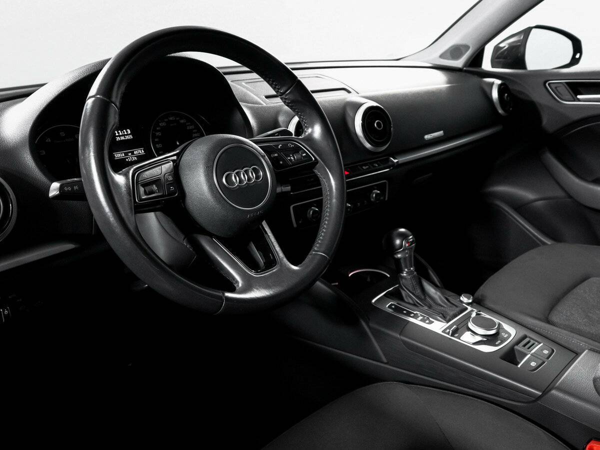 Купить Audi A3 с пробегом. Фото: #12