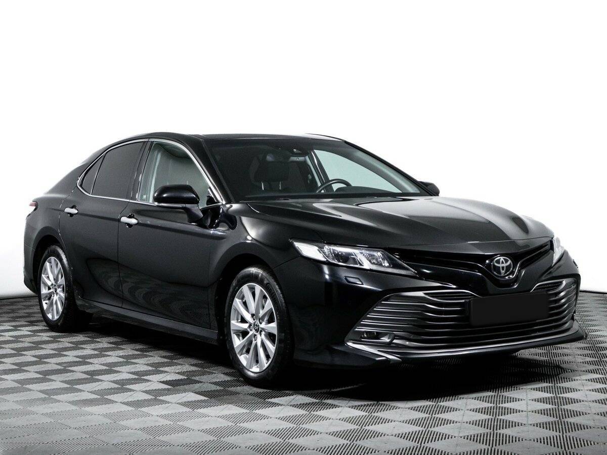 Купить Toyota Camry с пробегом. Фото: #1