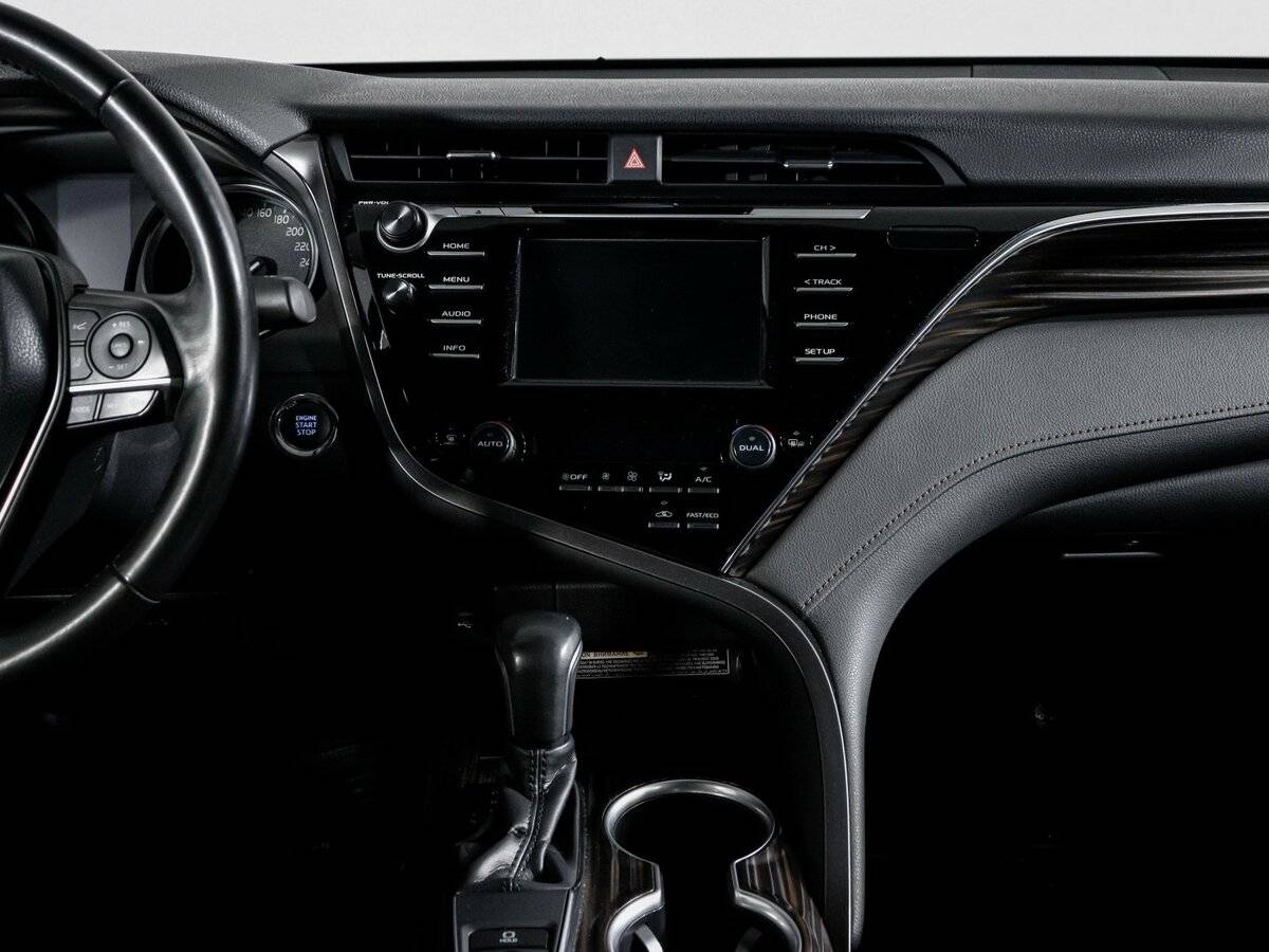 Купить Toyota Camry с пробегом. Фото: #12
