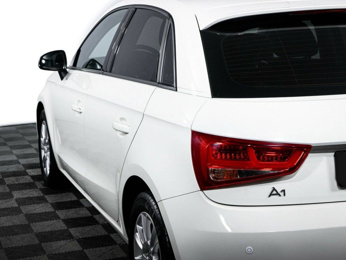 Купить Audi A1 с пробегом. Фото: #17