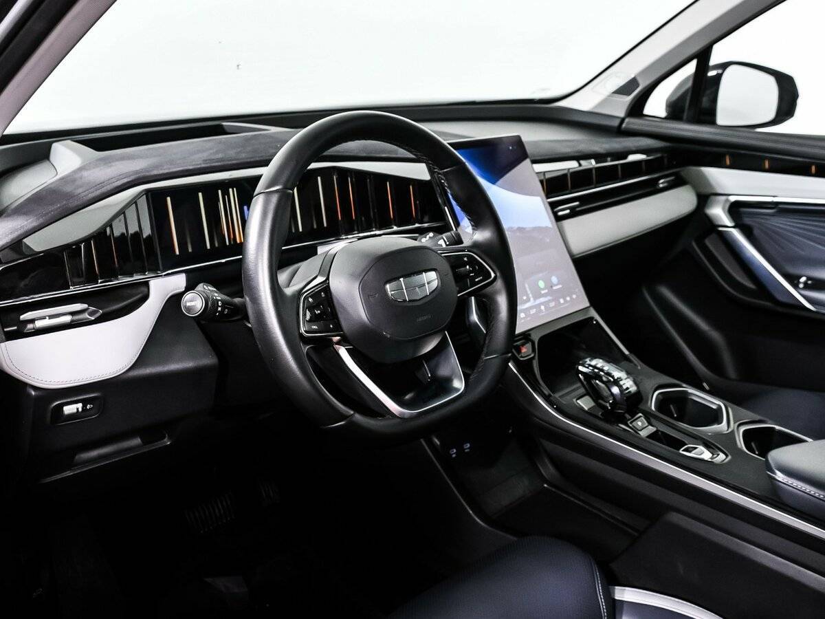 Купить Geely Atlas с пробегом. Фото: #12