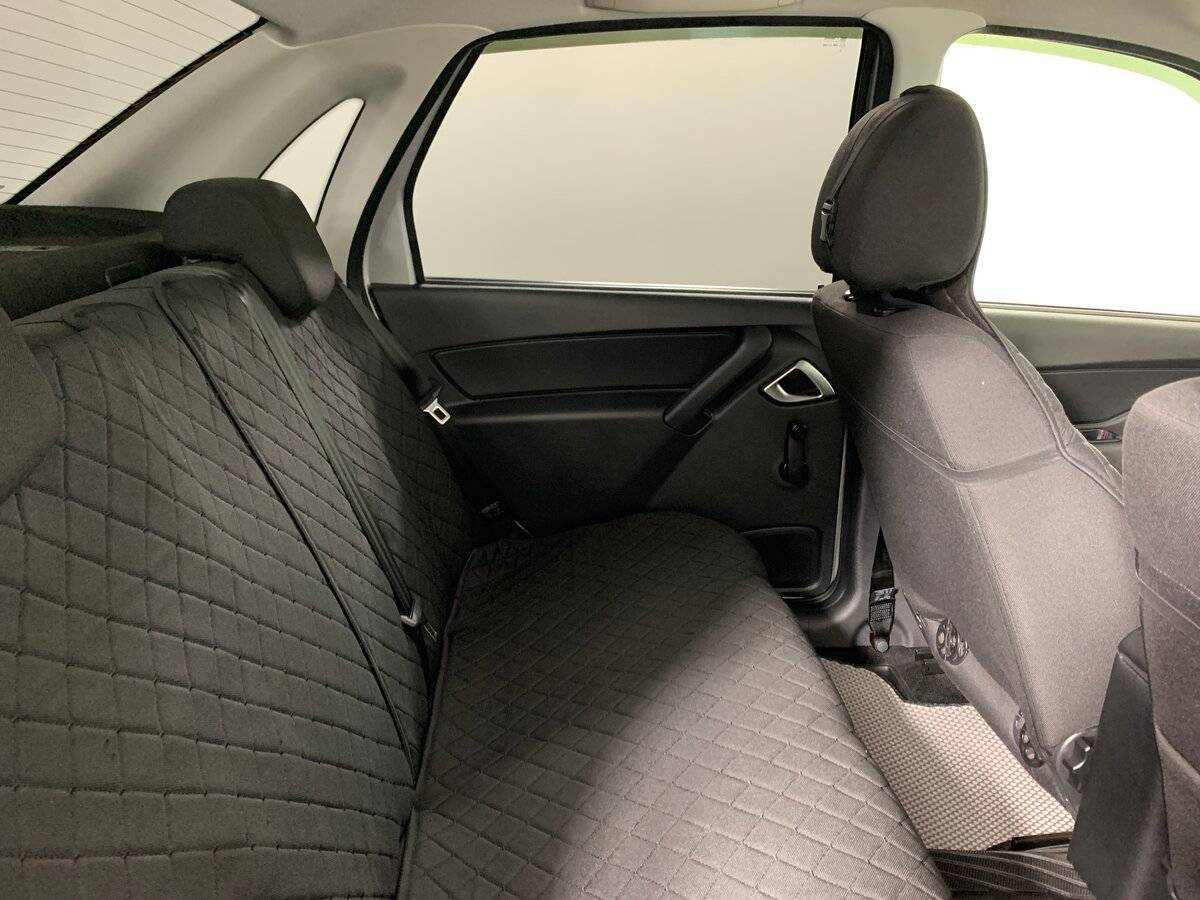 Купить Lada (ВАЗ) Granta с пробегом. Фото: #16