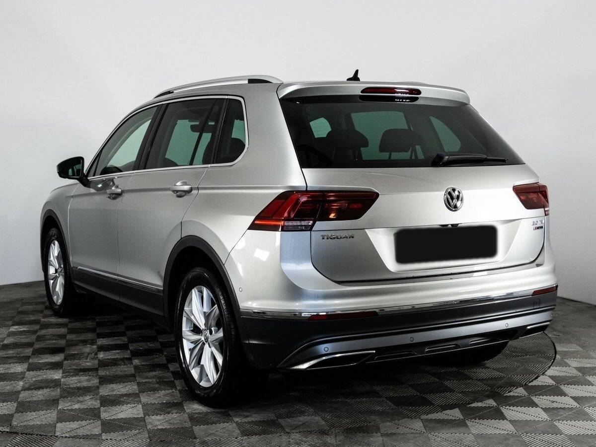 Купить Volkswagen Tiguan с пробегом. Фото: #6
