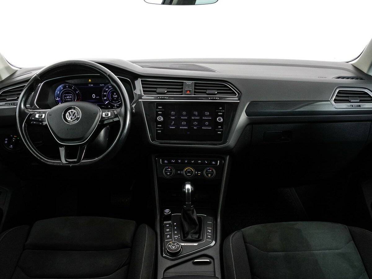 Купить Volkswagen Tiguan с пробегом. Фото: #9