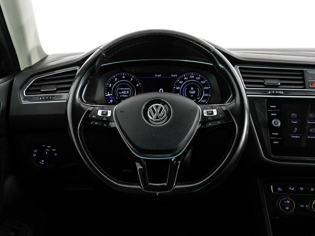 Купить Volkswagen Tiguan с пробегом. Фото: #11