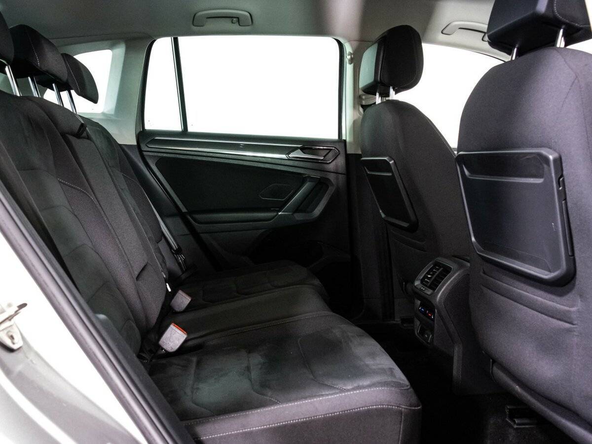 Купить Volkswagen Tiguan с пробегом. Фото: #22