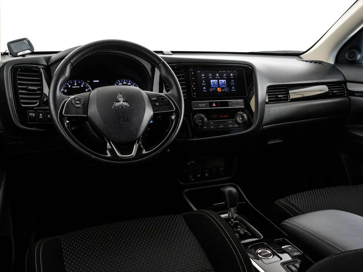 Купить Mitsubishi Outlander с пробегом. Фото: #8