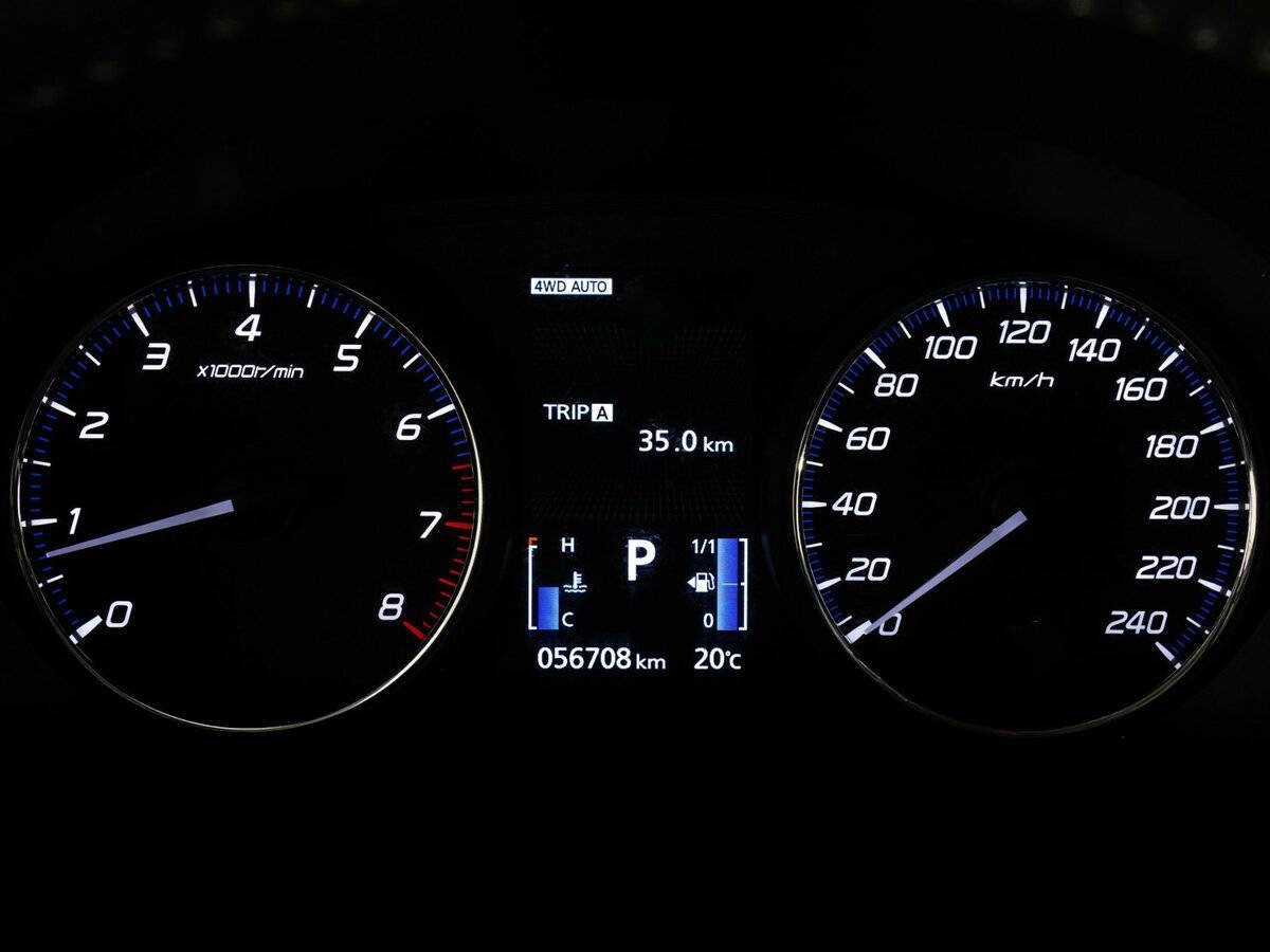 Купить Mitsubishi Outlander с пробегом. Фото: #17