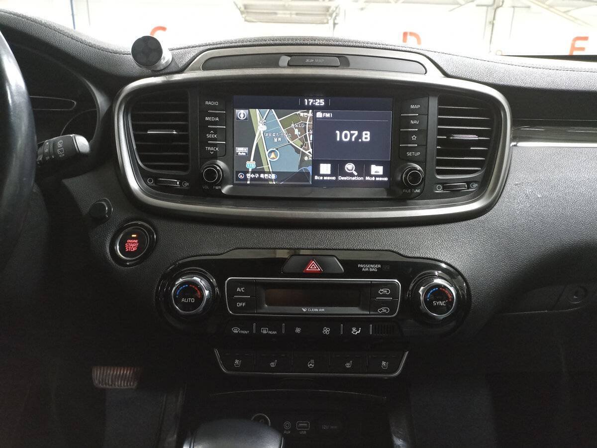 Купить Kia Sorento с пробегом. Фото: #14