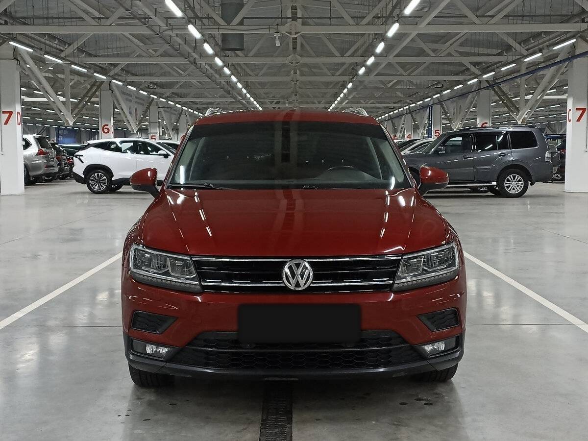 Купить Volkswagen Tiguan с пробегом. Фото: #1