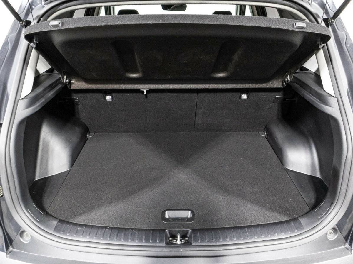 Купить Kia Seltos с пробегом. Фото: #18