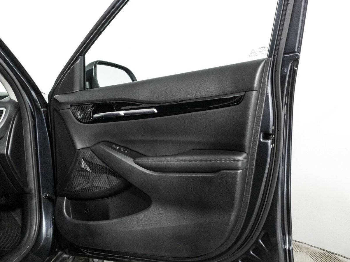 Купить Kia Seltos с пробегом. Фото: #28