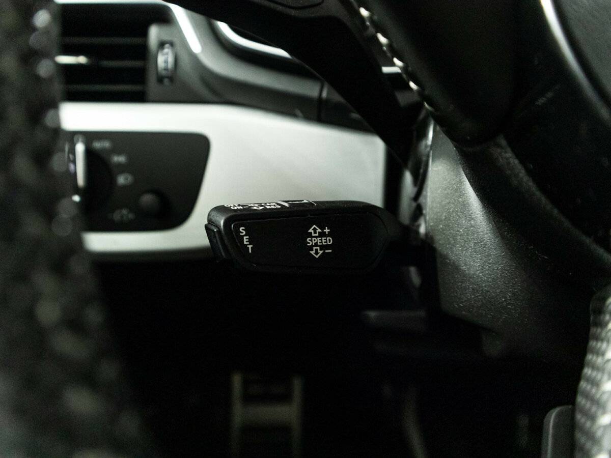 Купить Audi A4 с пробегом. Фото: #20