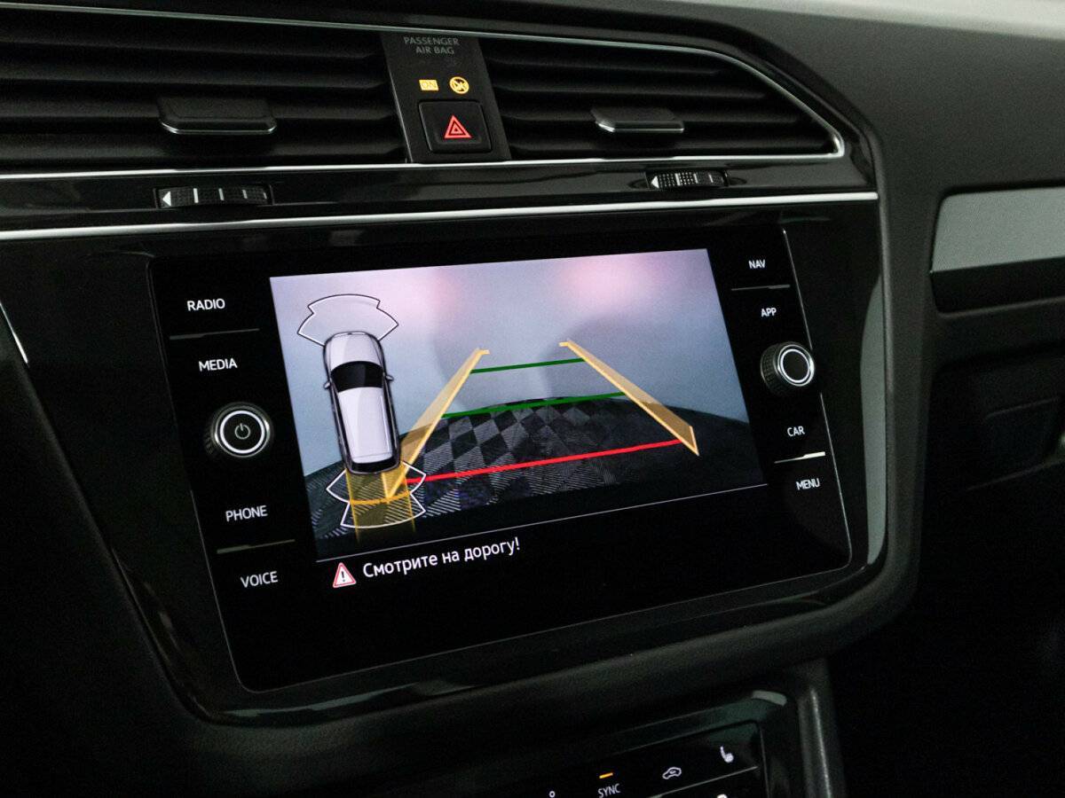 Купить Volkswagen Tiguan с пробегом. Фото: #18