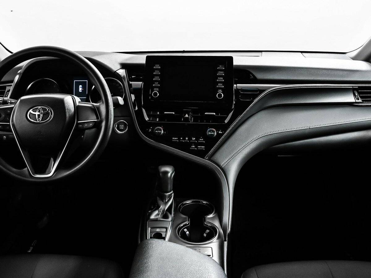 Купить Toyota Camry с пробегом. Фото: #10