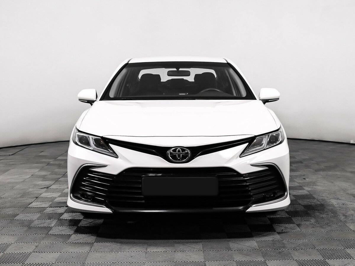 Купить Toyota Camry с пробегом. Фото: #1