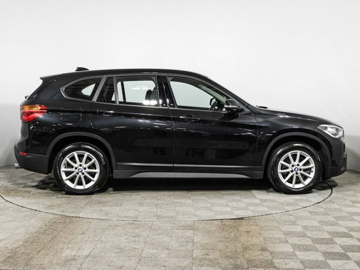 Купить BMW X1 с пробегом. Фото: #3