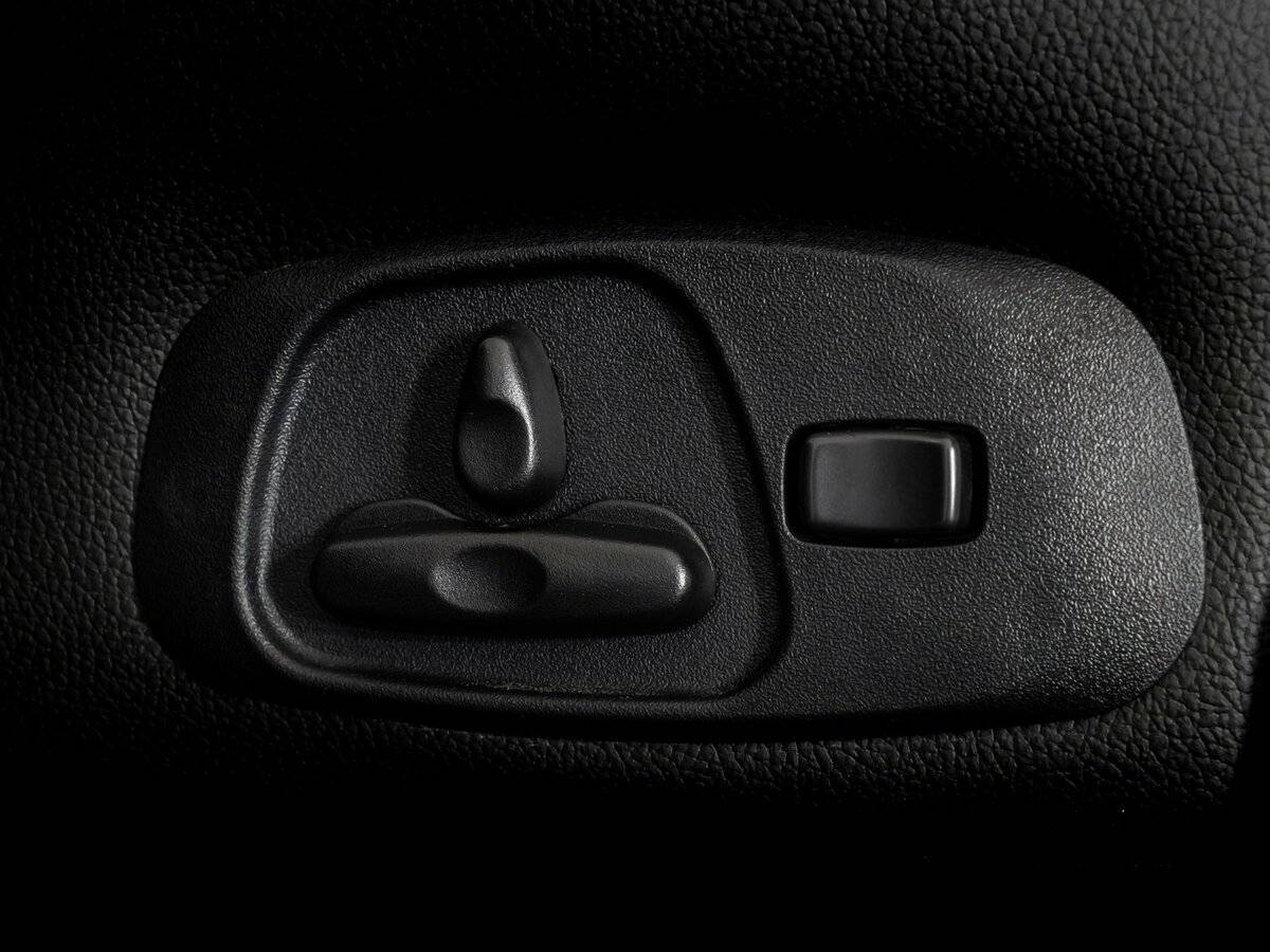 Купить Mitsubishi Pajero с пробегом. Фото: #11