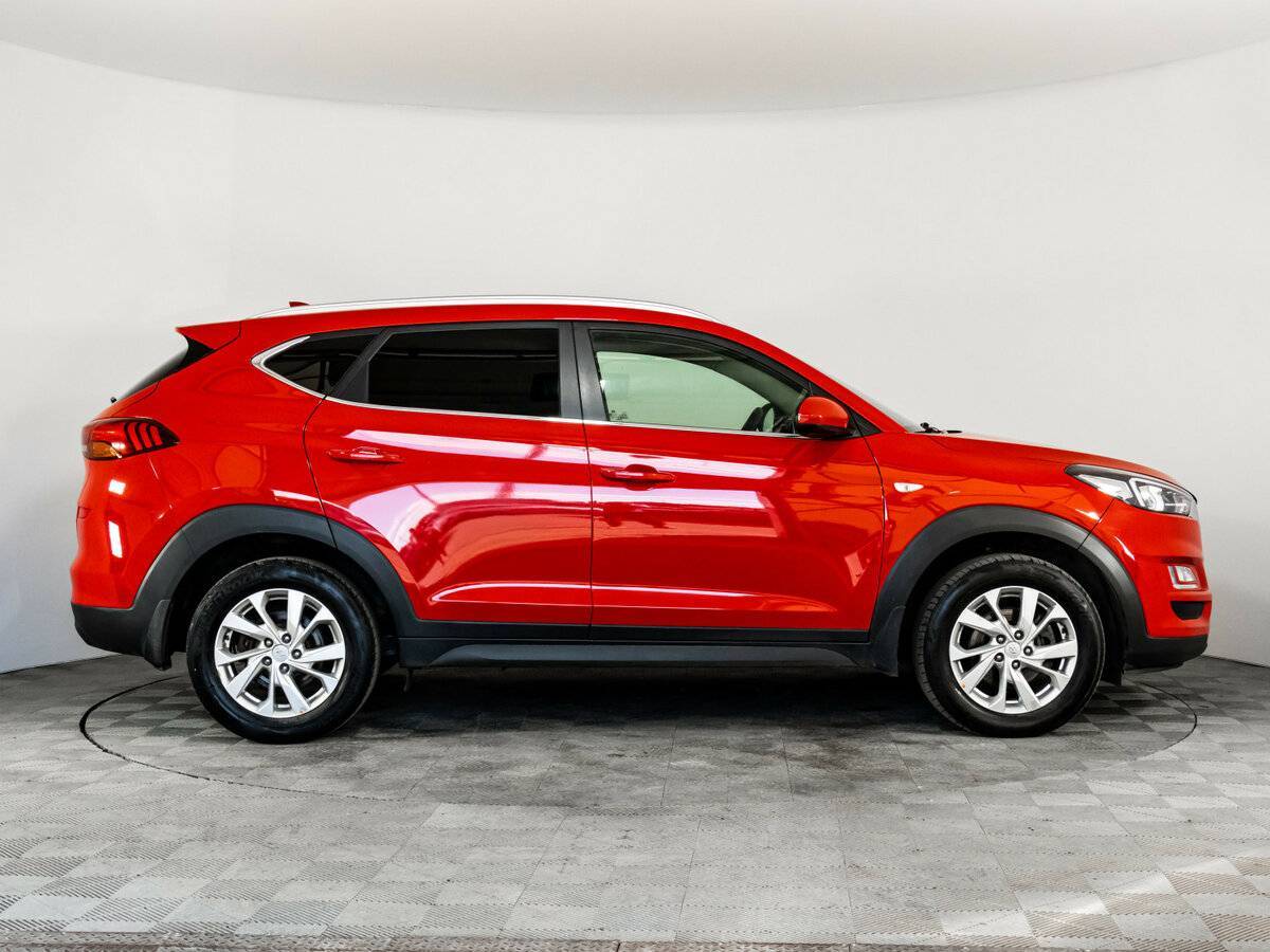 Купить Hyundai Tucson с пробегом. Фото: #3