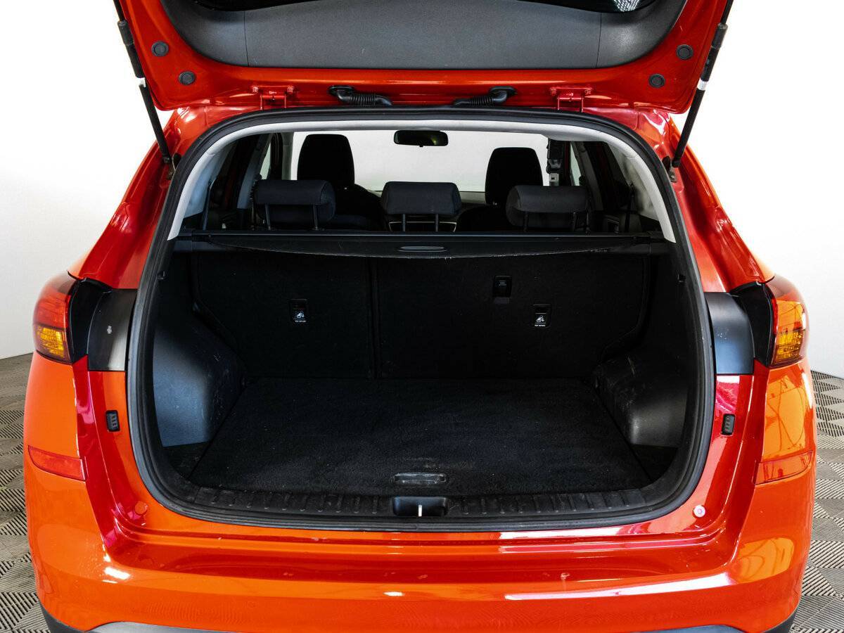 Купить Hyundai Tucson с пробегом. Фото: #15