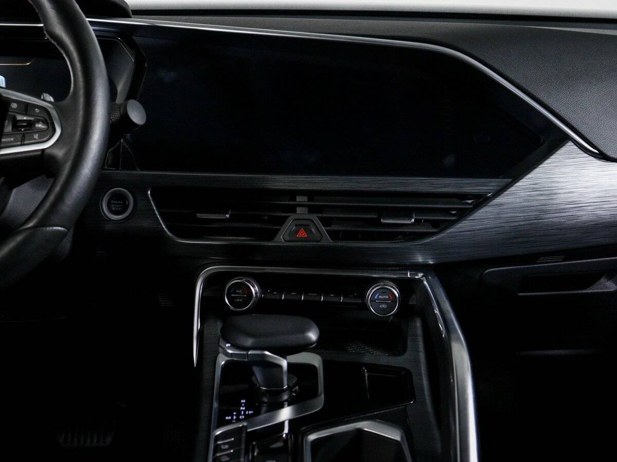 Купить Geely Tugella с пробегом. Фото: #12