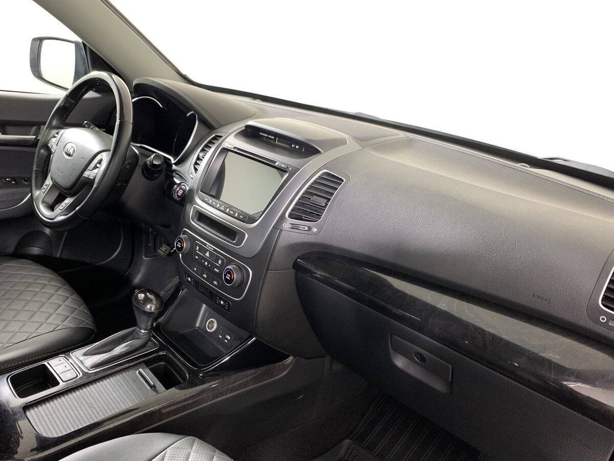 Купить Kia Sorento с пробегом. Фото: #12