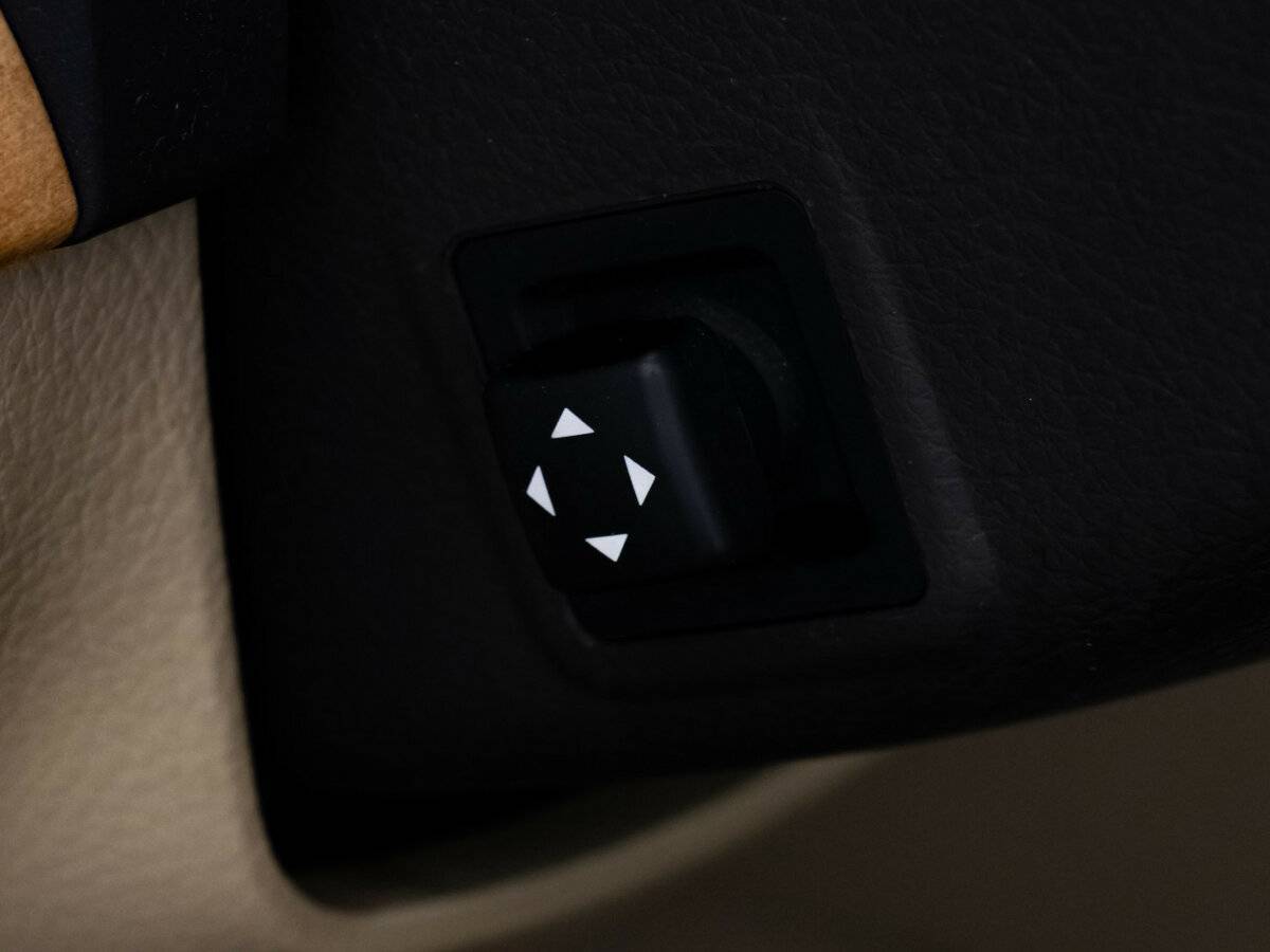 Купить Kia Mohave с пробегом. Фото: #16