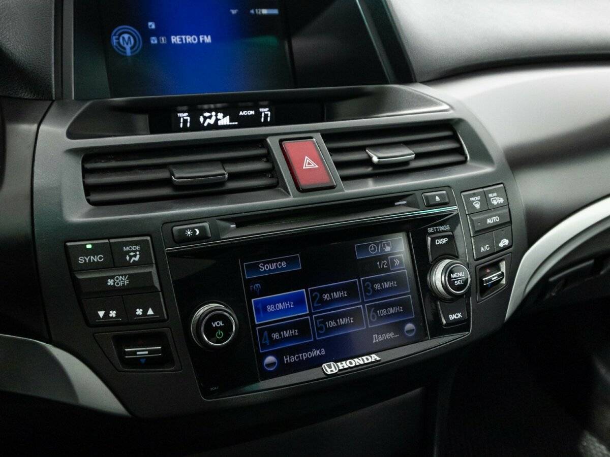 Купить Honda Crosstour с пробегом. Фото: #19