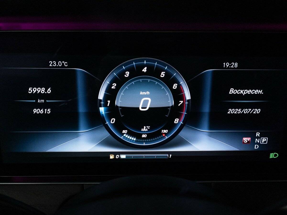 Купить Mercedes-Benz E-Класс с пробегом. Фото: #11