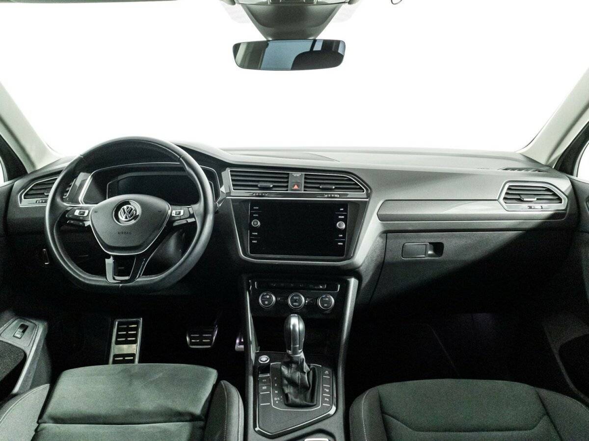 Купить Volkswagen Tiguan с пробегом. Фото: #12