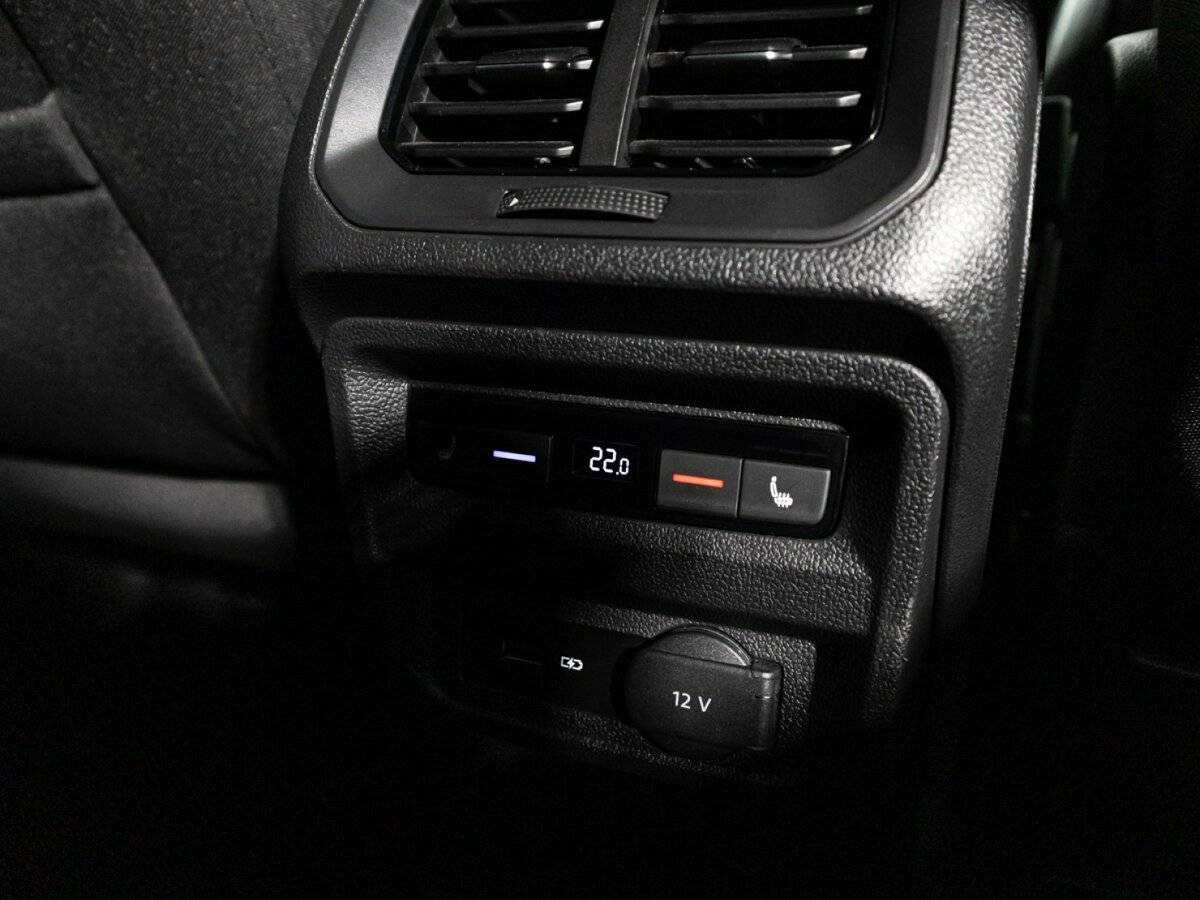 Купить Volkswagen Tiguan с пробегом. Фото: #21