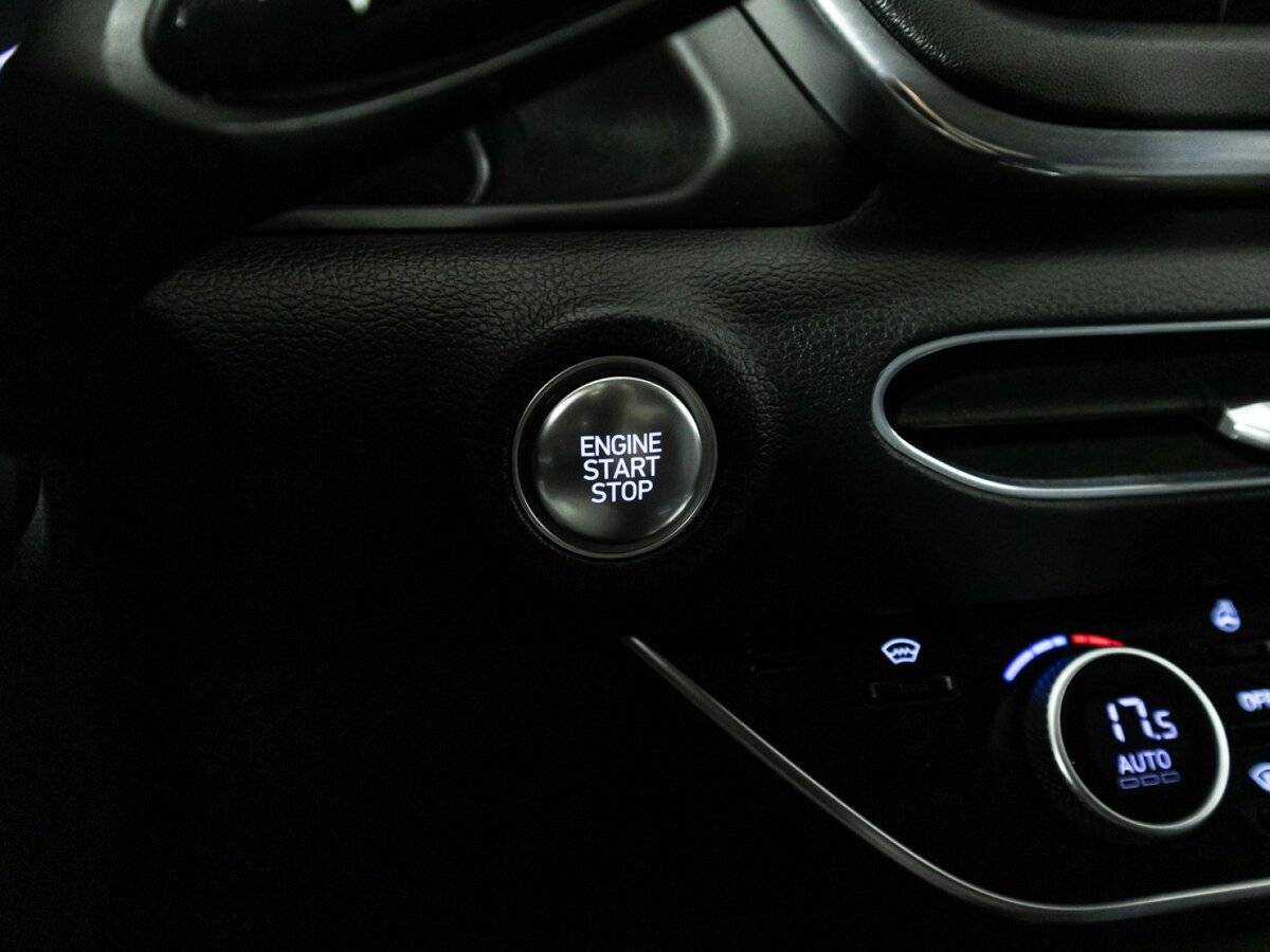 Купить Hyundai Sonata с пробегом. Фото: #18