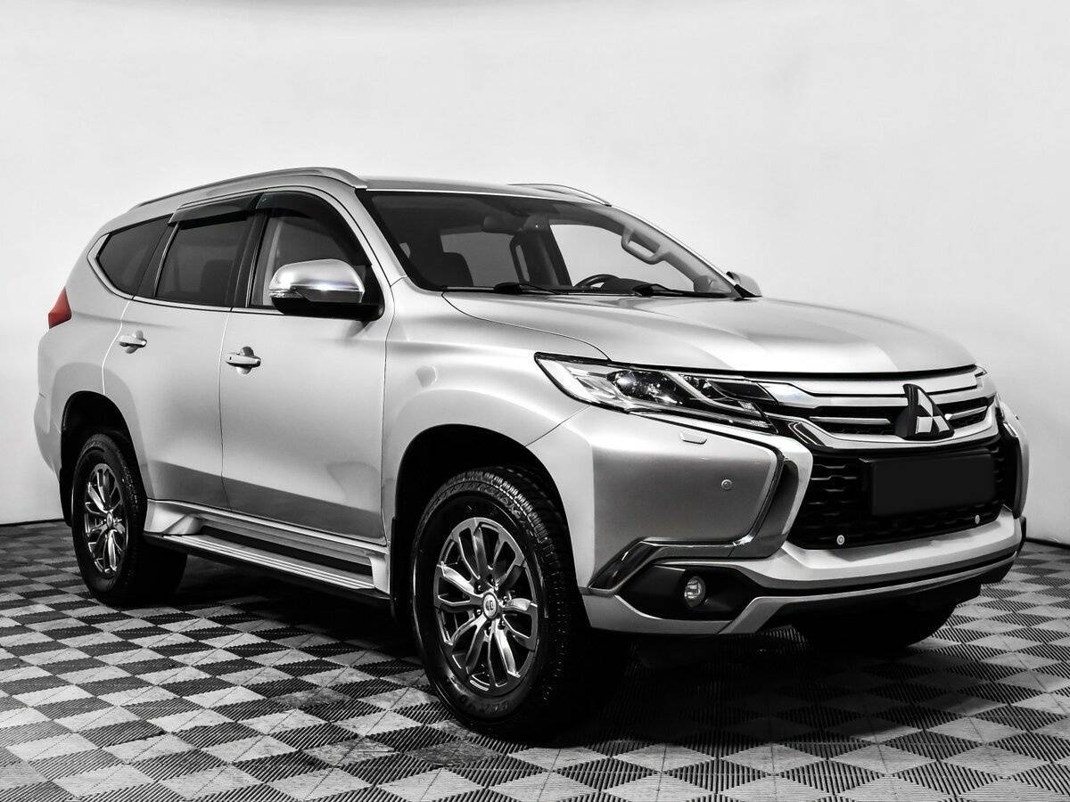 Купить Mitsubishi Pajero Sport с пробегом. Фото: #2