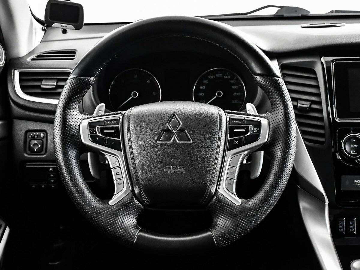 Купить Mitsubishi Pajero Sport с пробегом. Фото: #11