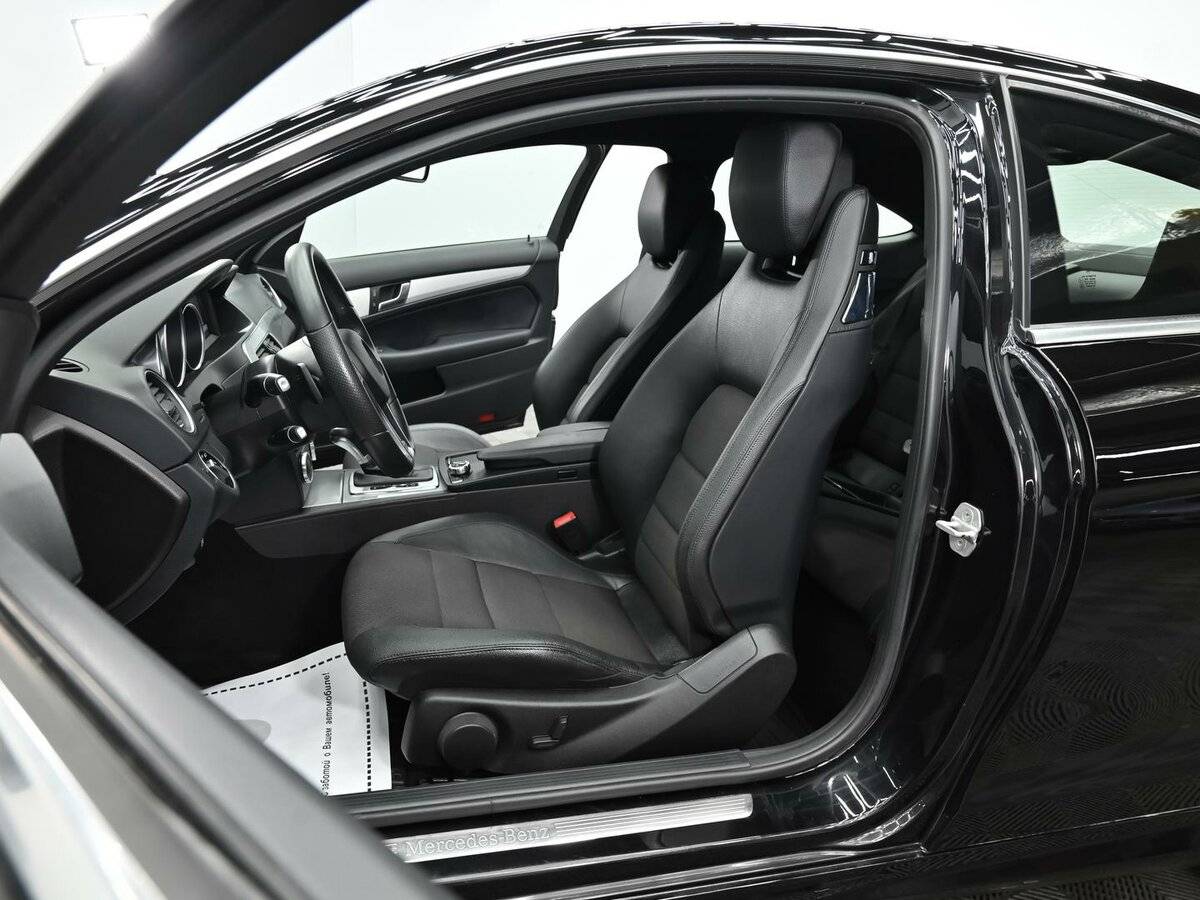 Купить Mercedes-Benz C-Класс с пробегом. Фото: #4