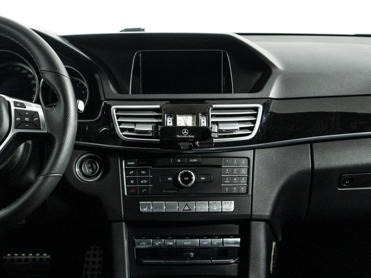 Купить Mercedes-Benz E-Класс с пробегом. Фото: #13