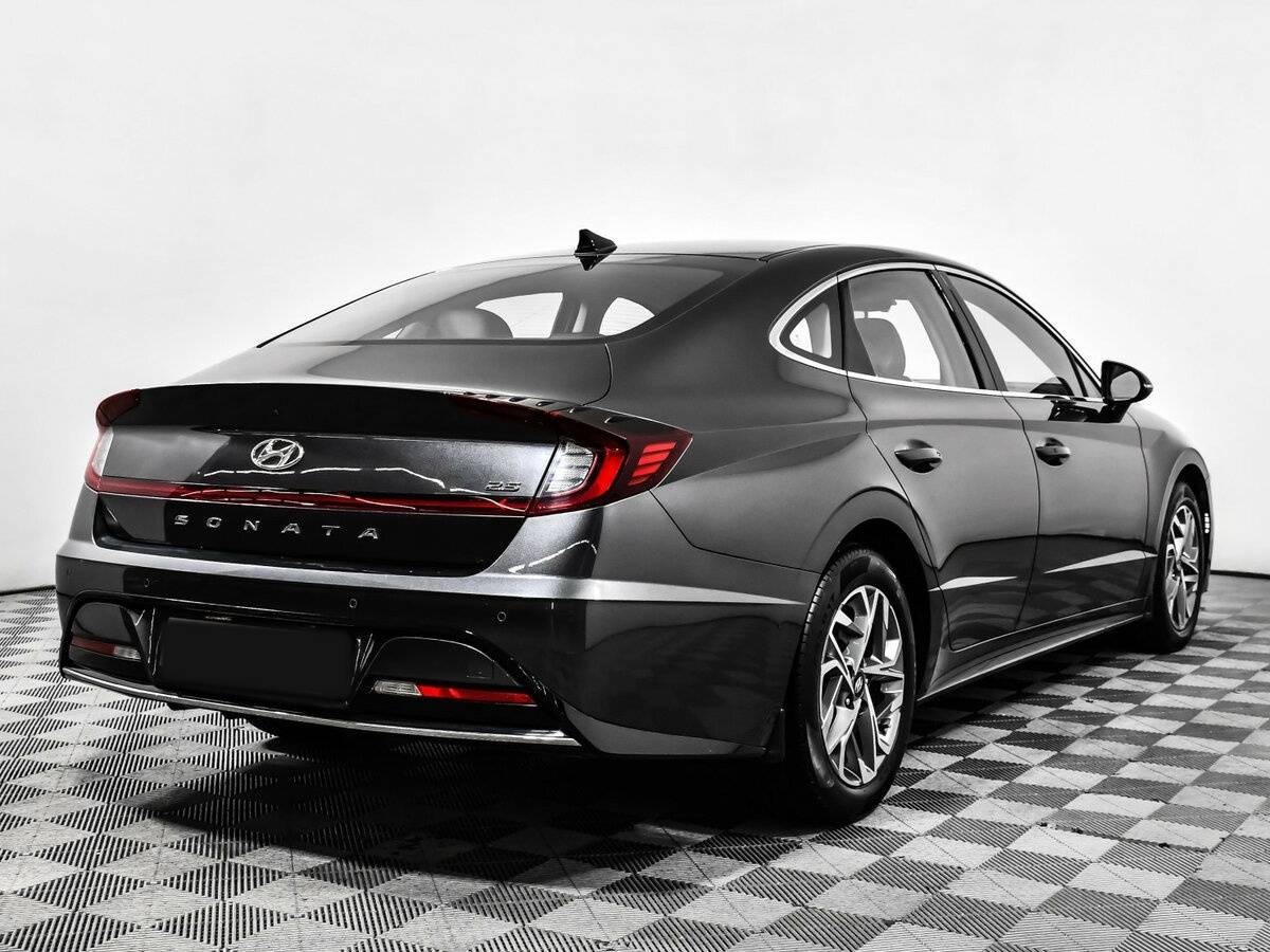 Купить Hyundai Sonata с пробегом. Фото: #4