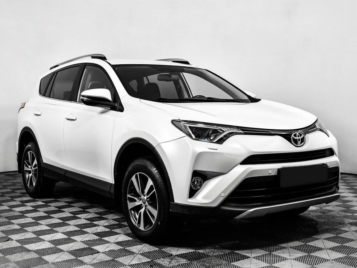Купить Toyota RAV4 с пробегом. Фото: #2