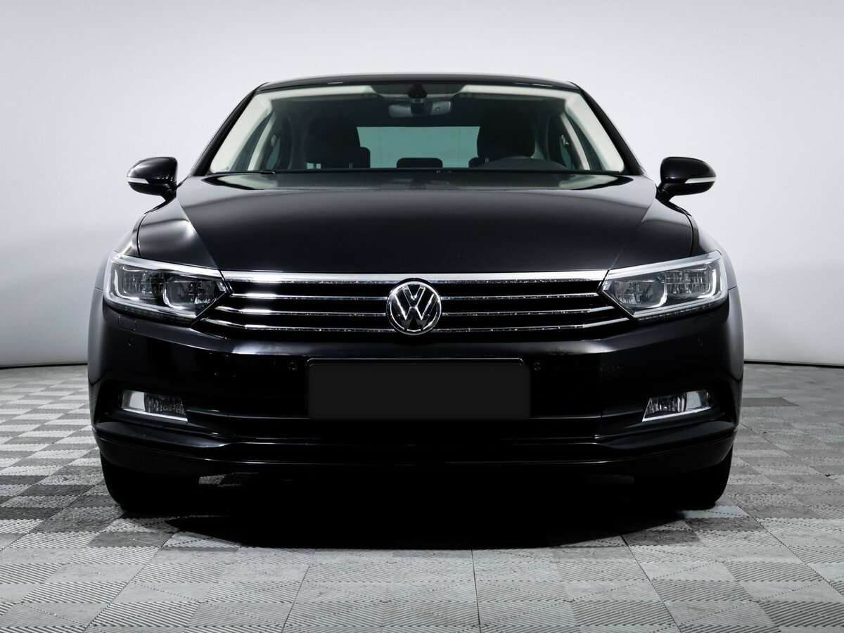 Купить Volkswagen Passat с пробегом. Фото: #1