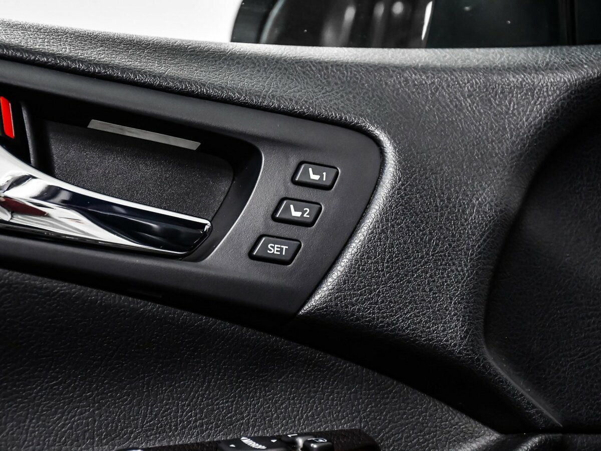 Купить Toyota Camry с пробегом. Фото: #12