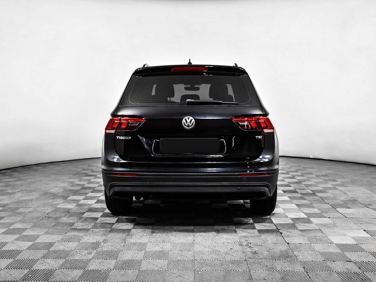 Купить Volkswagen Tiguan с пробегом. Фото: #4