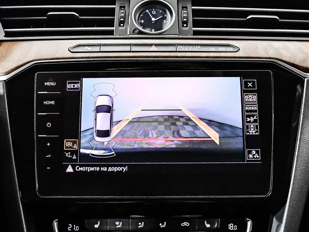 Купить Volkswagen Passat с пробегом. Фото: #11