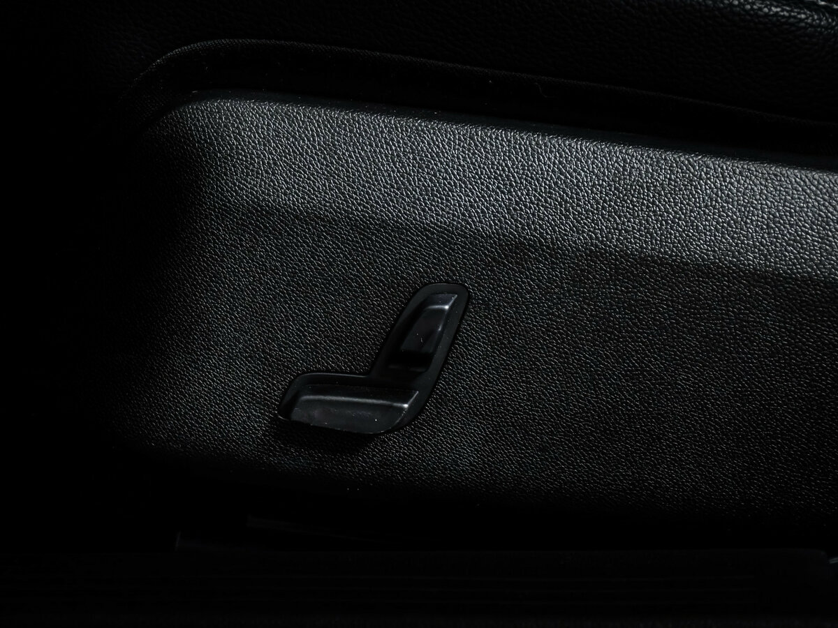 Купить Mercedes-Benz E-Класс с пробегом. Фото: #13