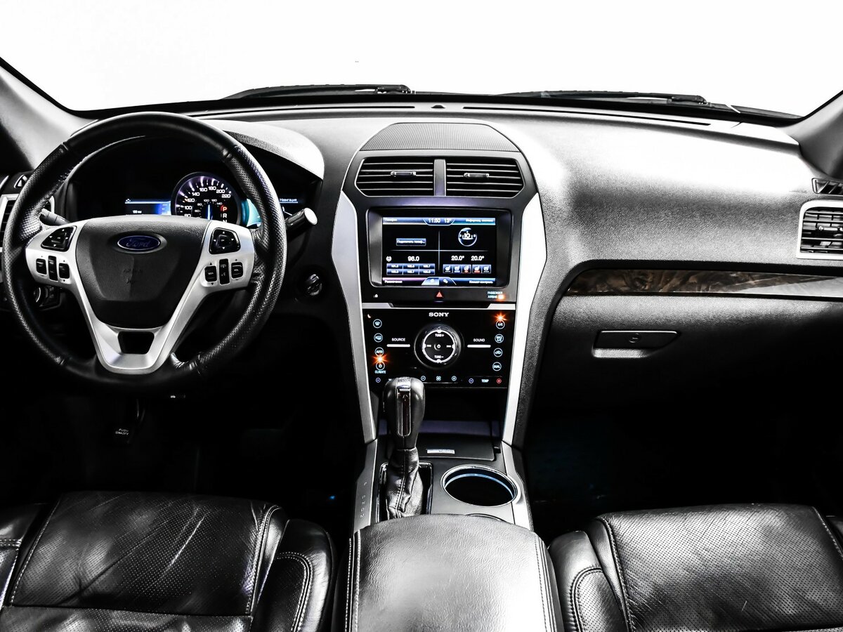 Купить Ford Explorer с пробегом. Фото: #8