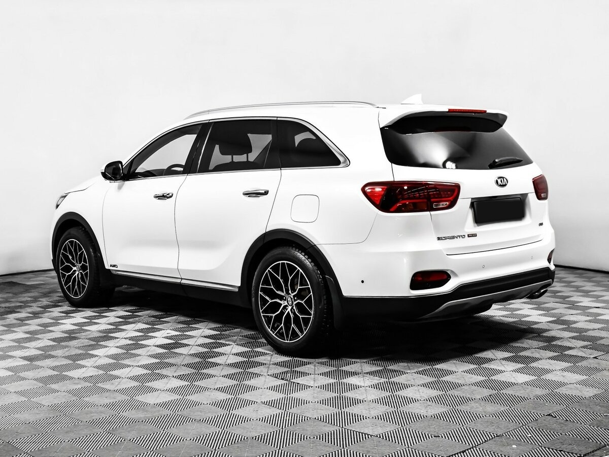 Купить Kia Sorento с пробегом. Фото: #5