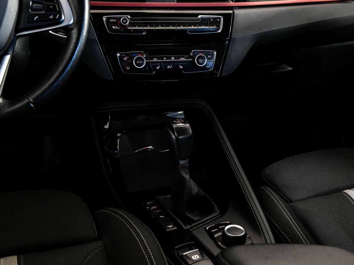 Купить BMW X1 с пробегом. Фото: #9