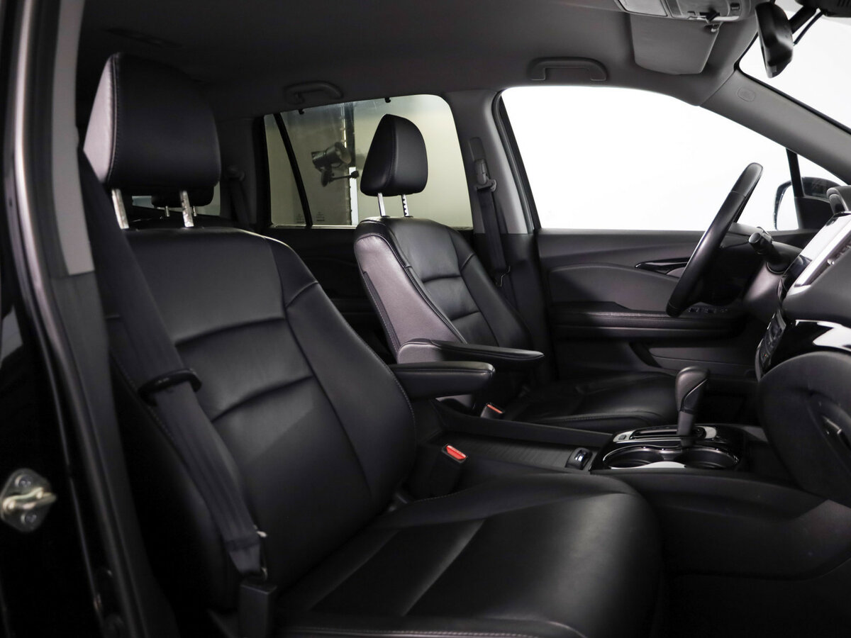 Купить Honda Pilot с пробегом. Фото: #11